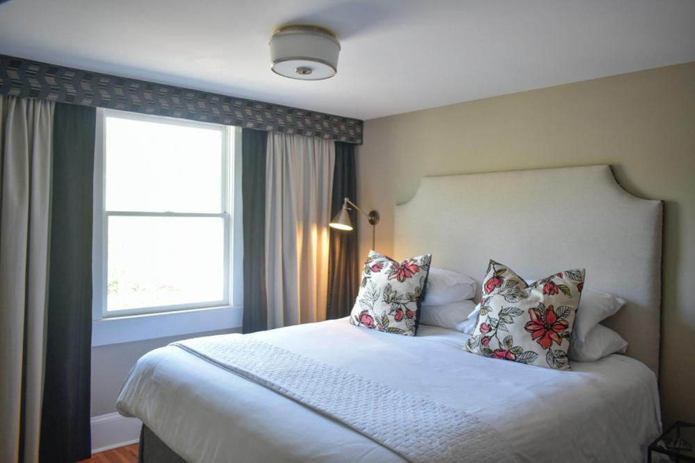 Sparrow Grove Manor Монро Экстерьер фото