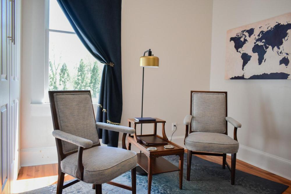 Sparrow Grove Manor Монро Экстерьер фото