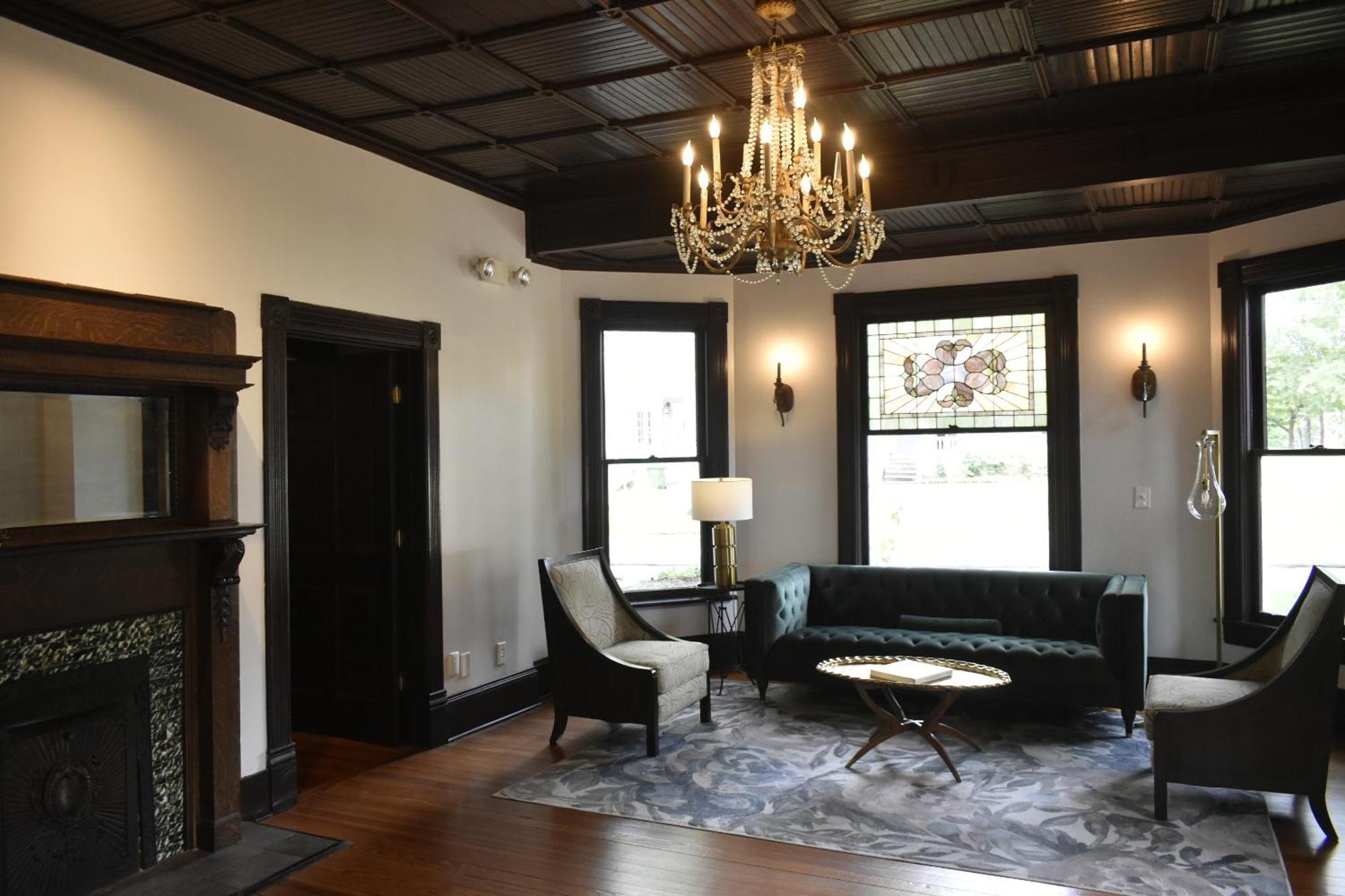Sparrow Grove Manor Монро Экстерьер фото